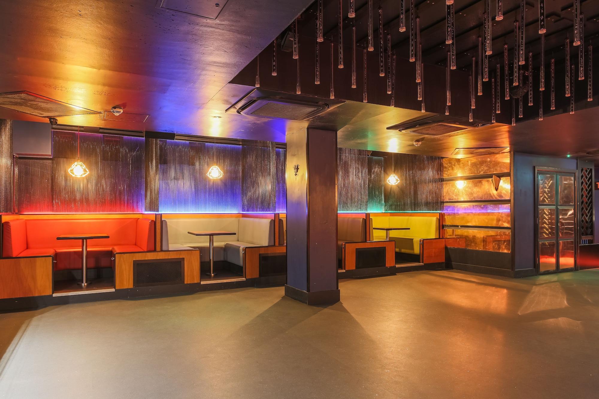 Bar/Salón Le Monde Hotel