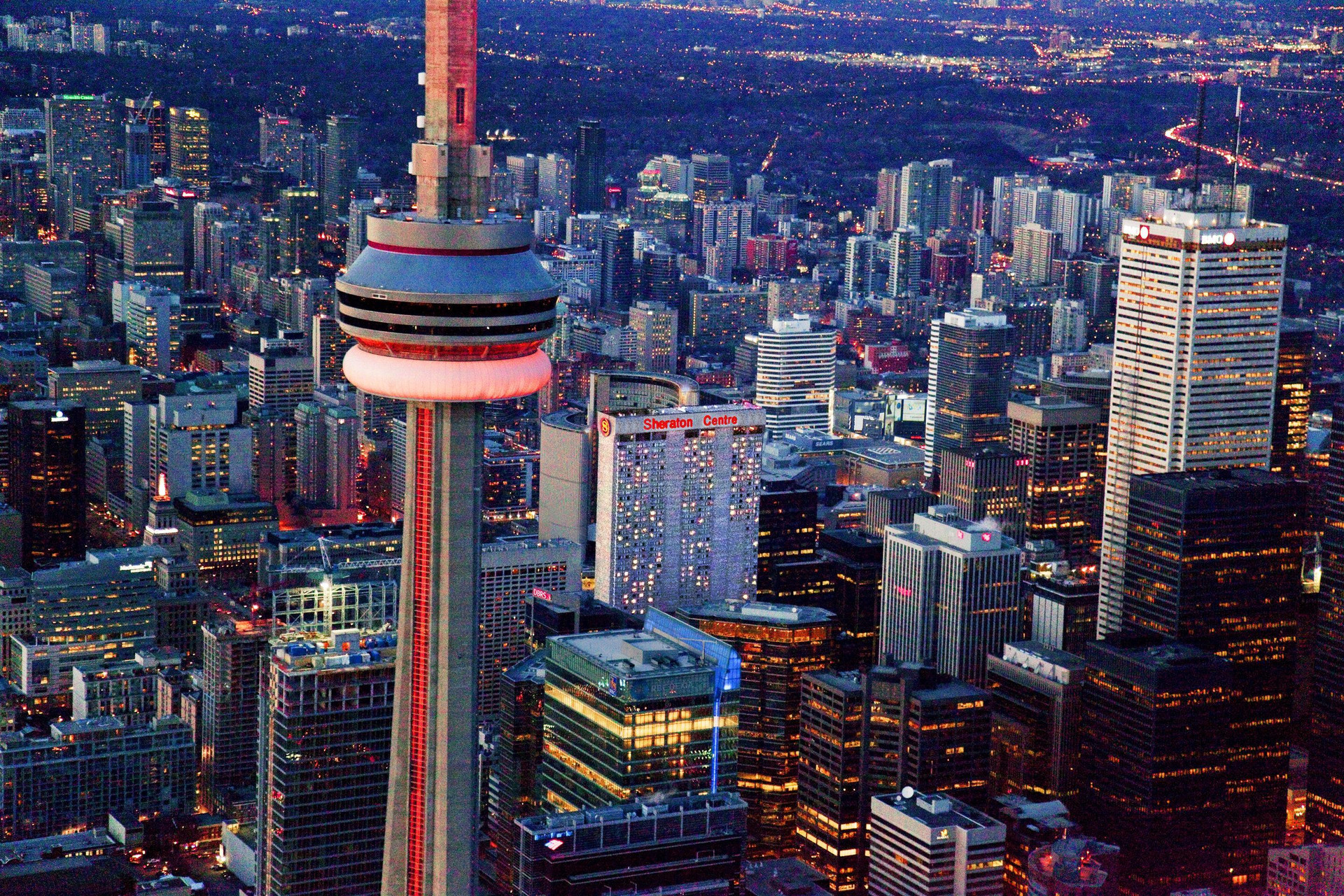 Vista da fachada Sheraton Centre Toronto Hotel