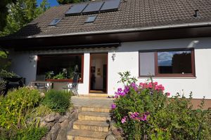 Alquiler Vacacional - 4 star basement apartment Alt-Mariendorf (parking lot on the property)
