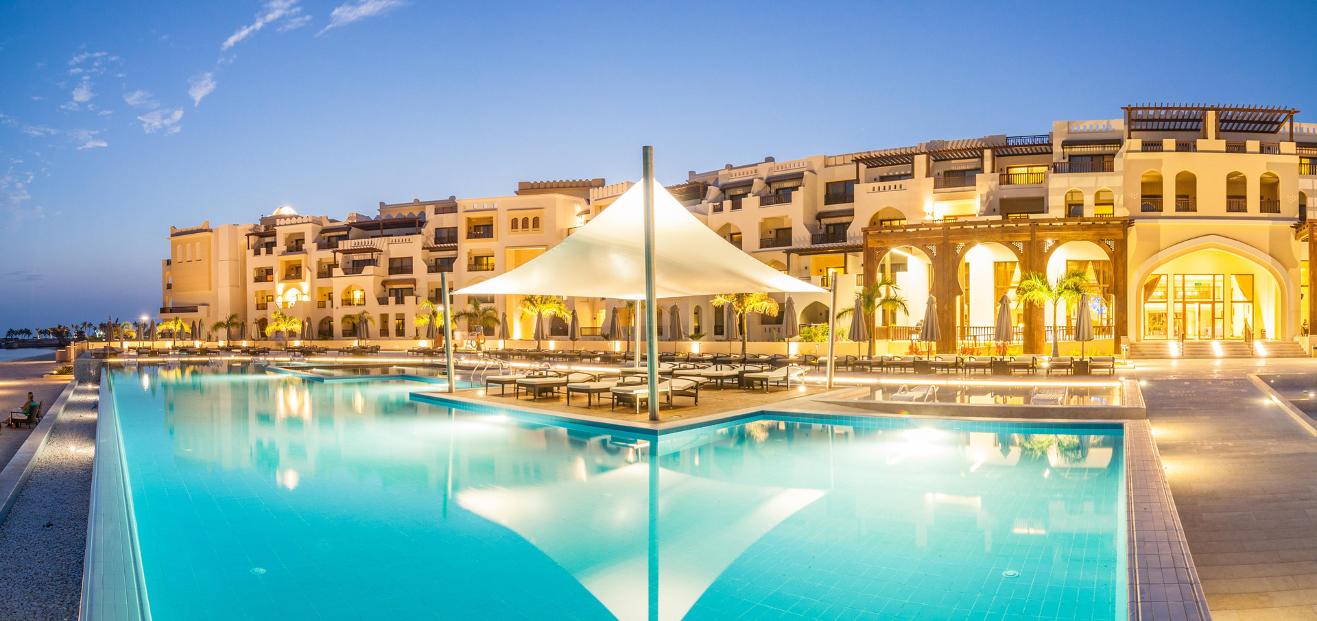 Vista Exterior Fanar Hotel and Residences