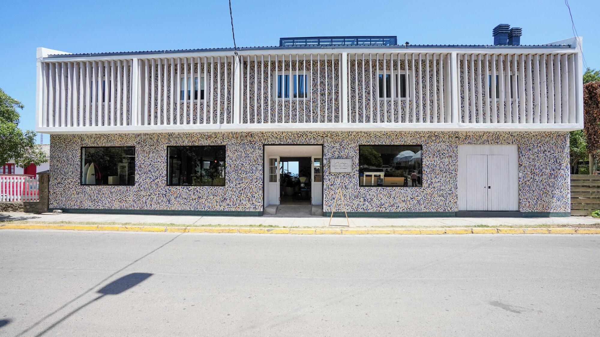 Vista Exterior Hotel Mar Blanco