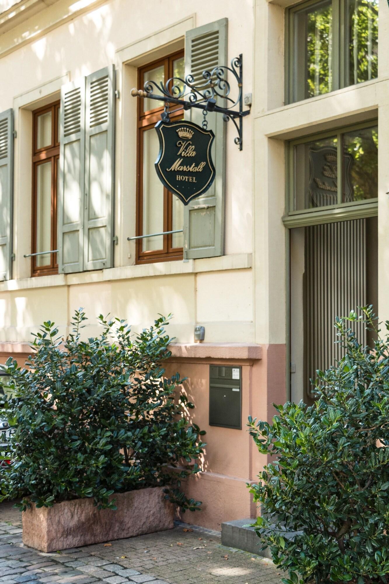 Vista Exterior Hotel Villa Marstall