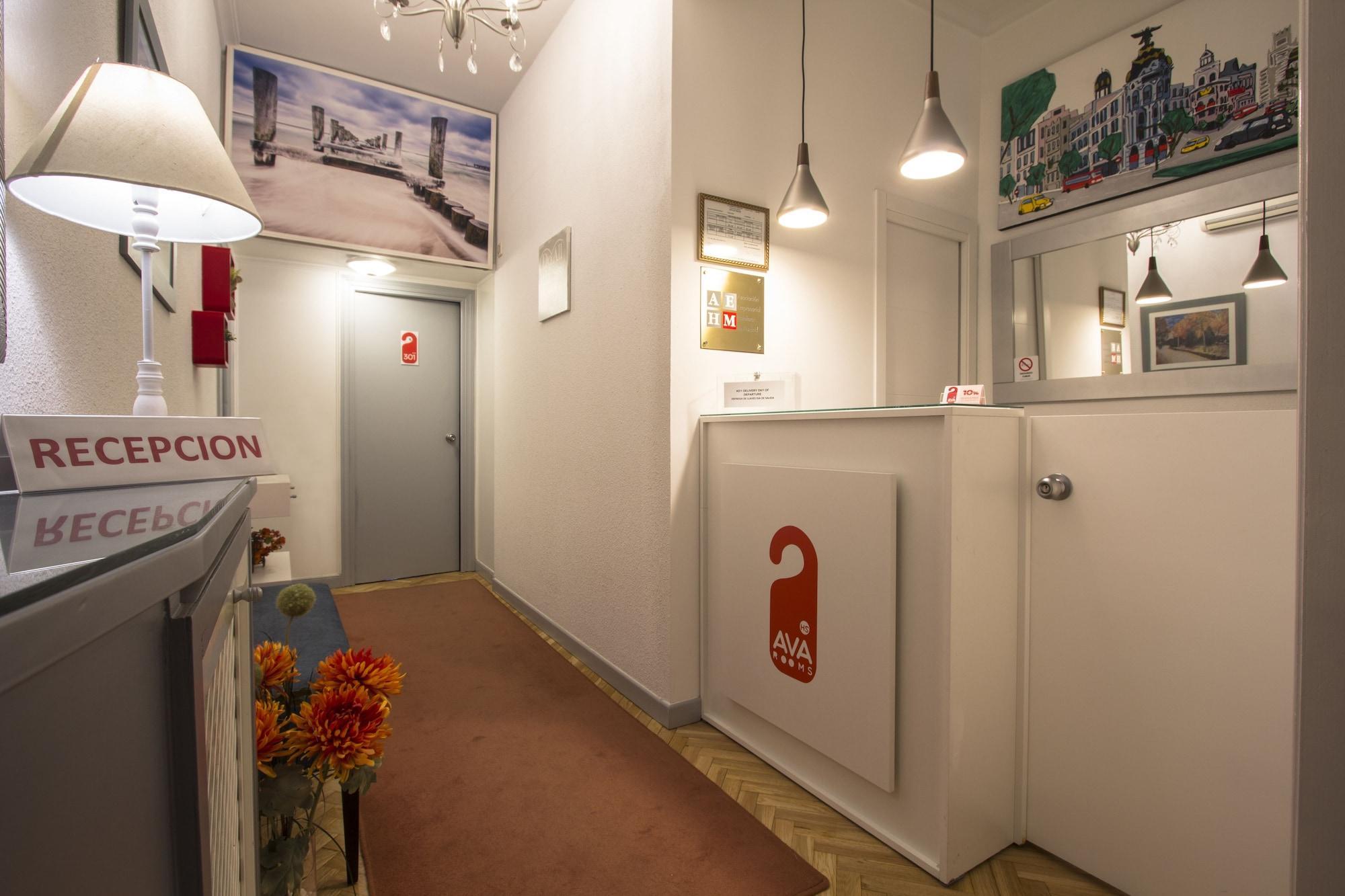 Varios Ava Rooms