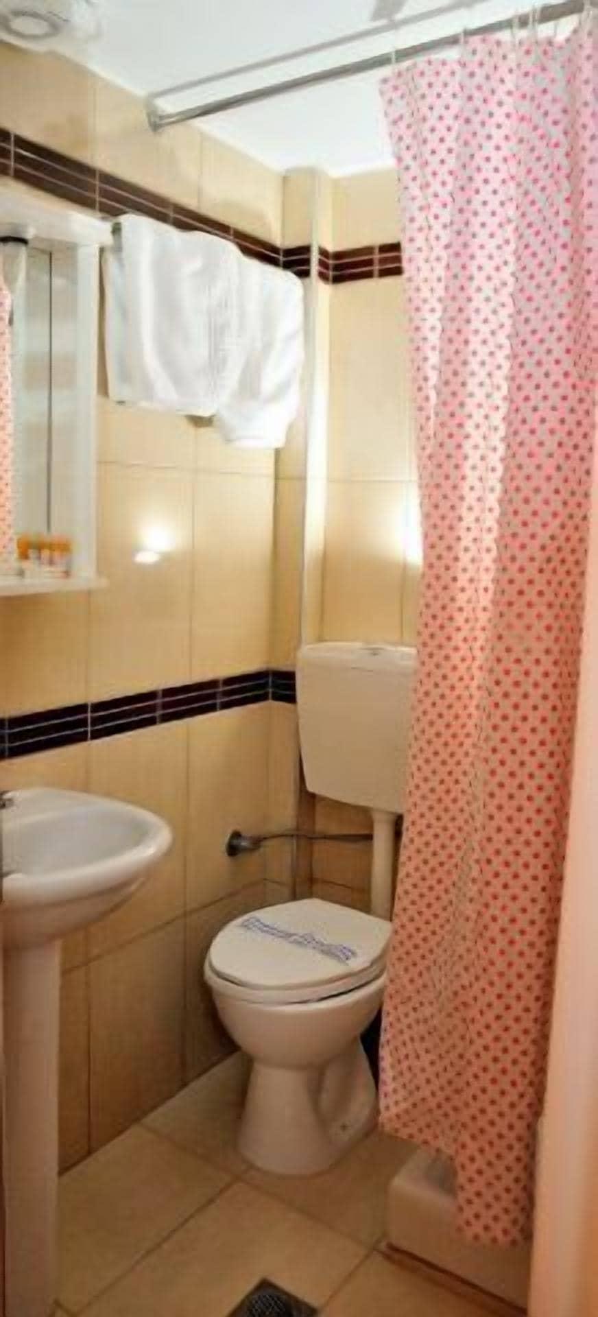 Equipamiento de Habitación Atlantis Hotel