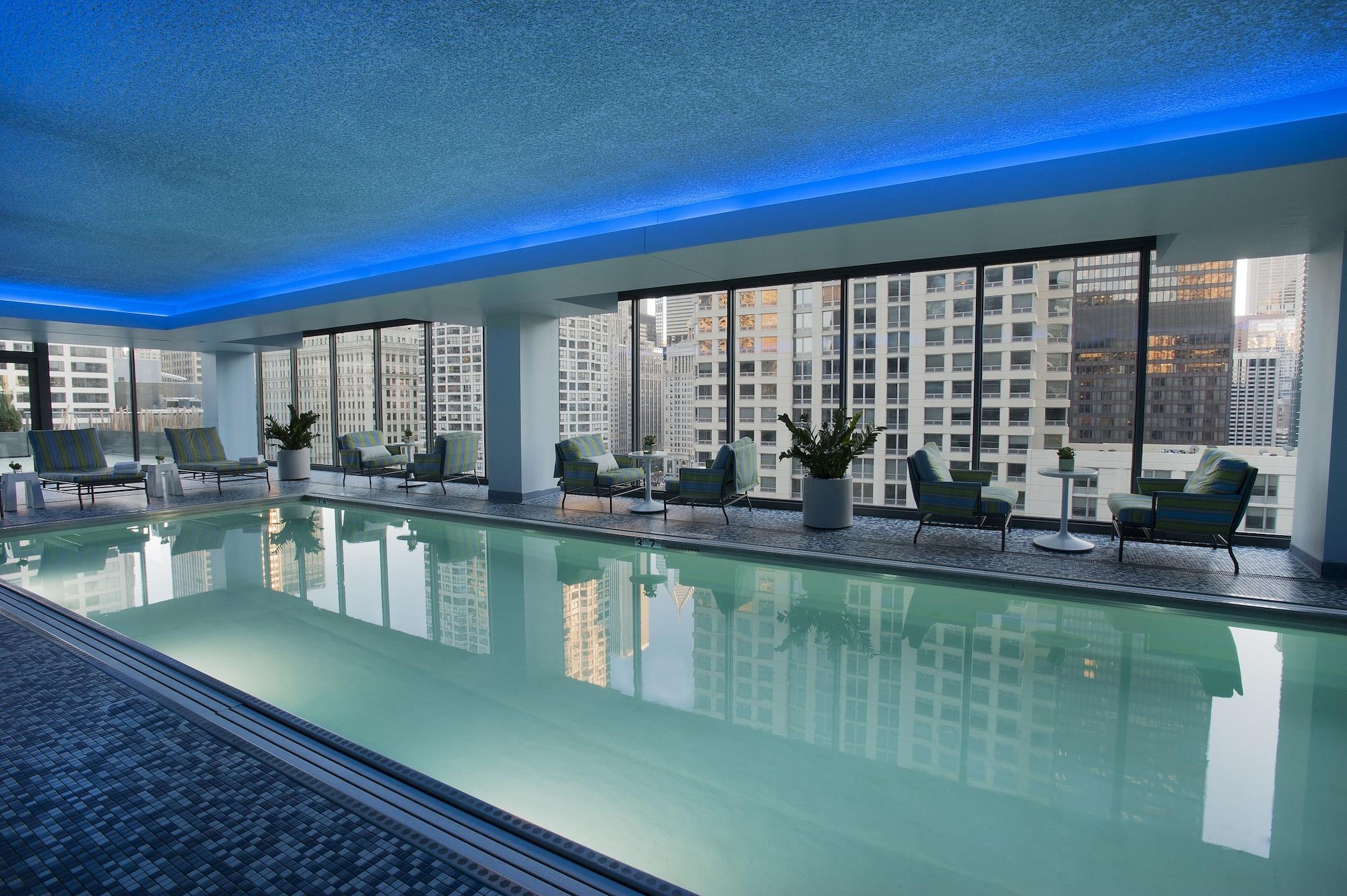Vista Piscina Hotel 505 River North