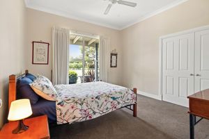 Alquiler Vacacional - Hazel Mere by Ready Set Stay- Large Deck & WiFi