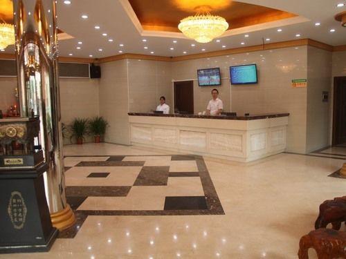 Vista Lobby GreenTree Inn Suzhou Kunshan Bacheng Town Hubin North Road Business Hotel