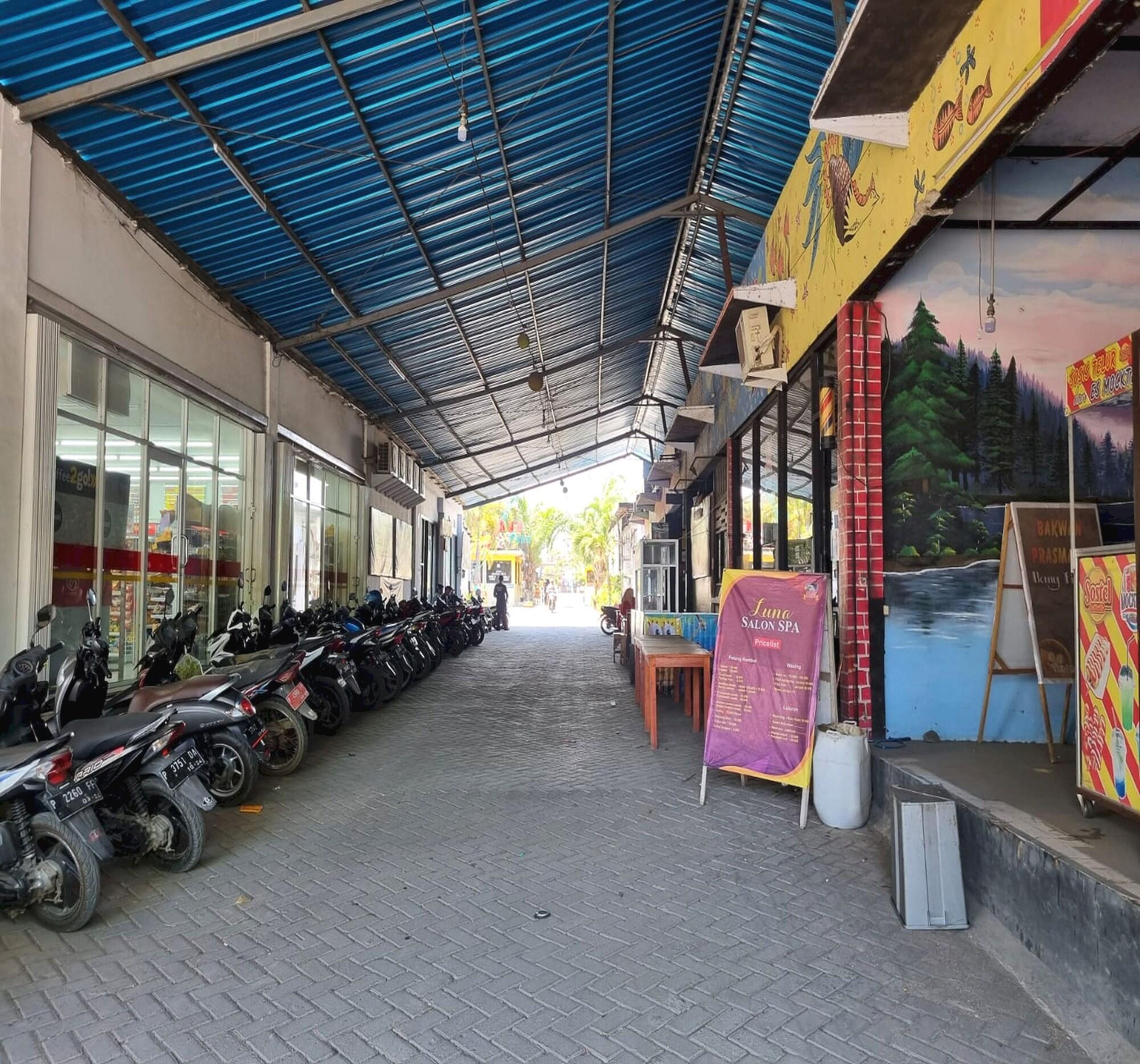Restaurant Hotel O New Asembagus 3