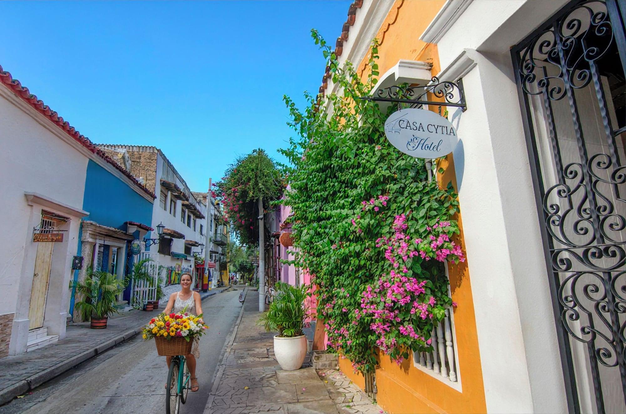 Vista Exterior Hotel Casa Cytia