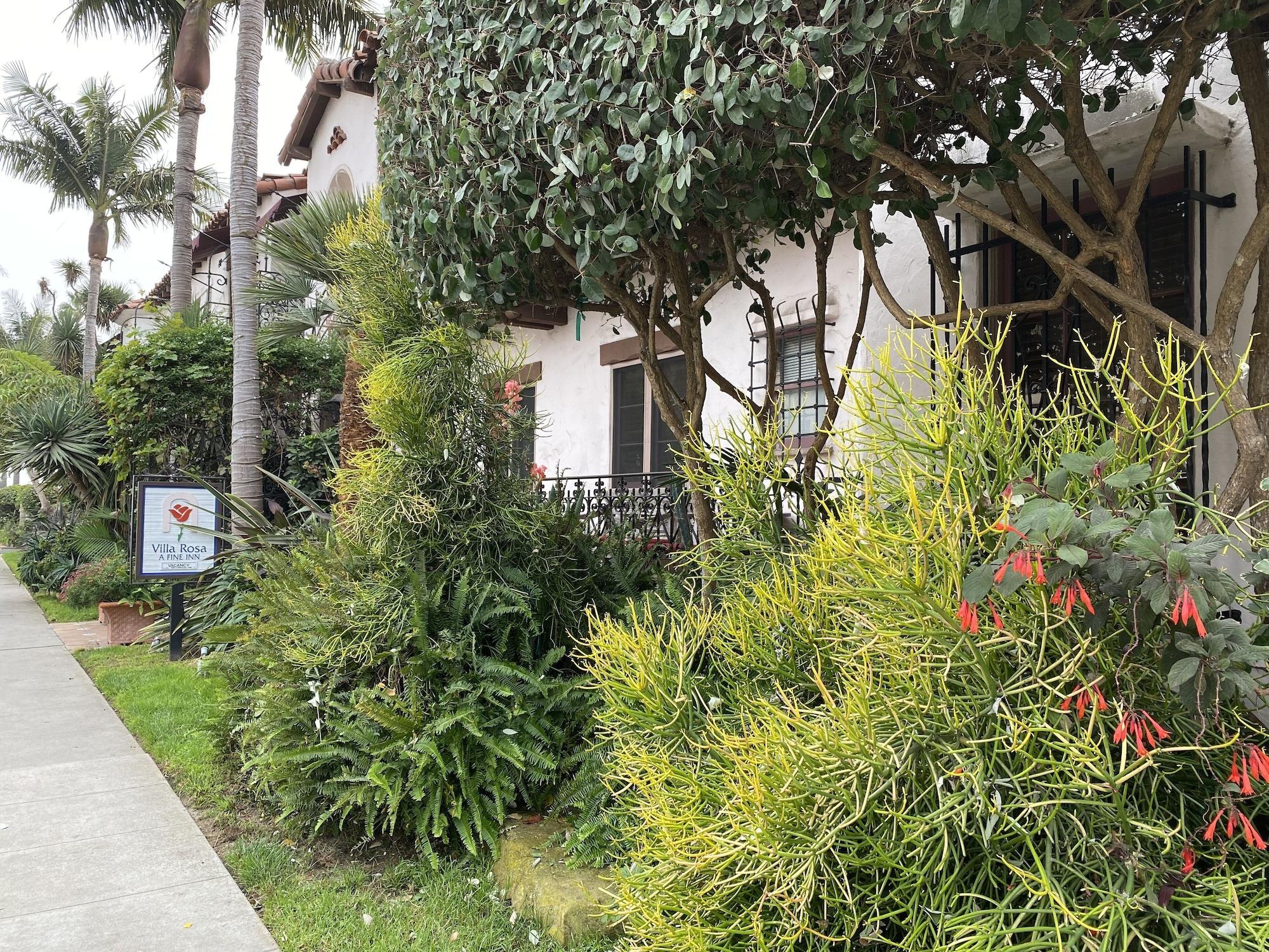 Vista Exterior Villa Rosa Inn