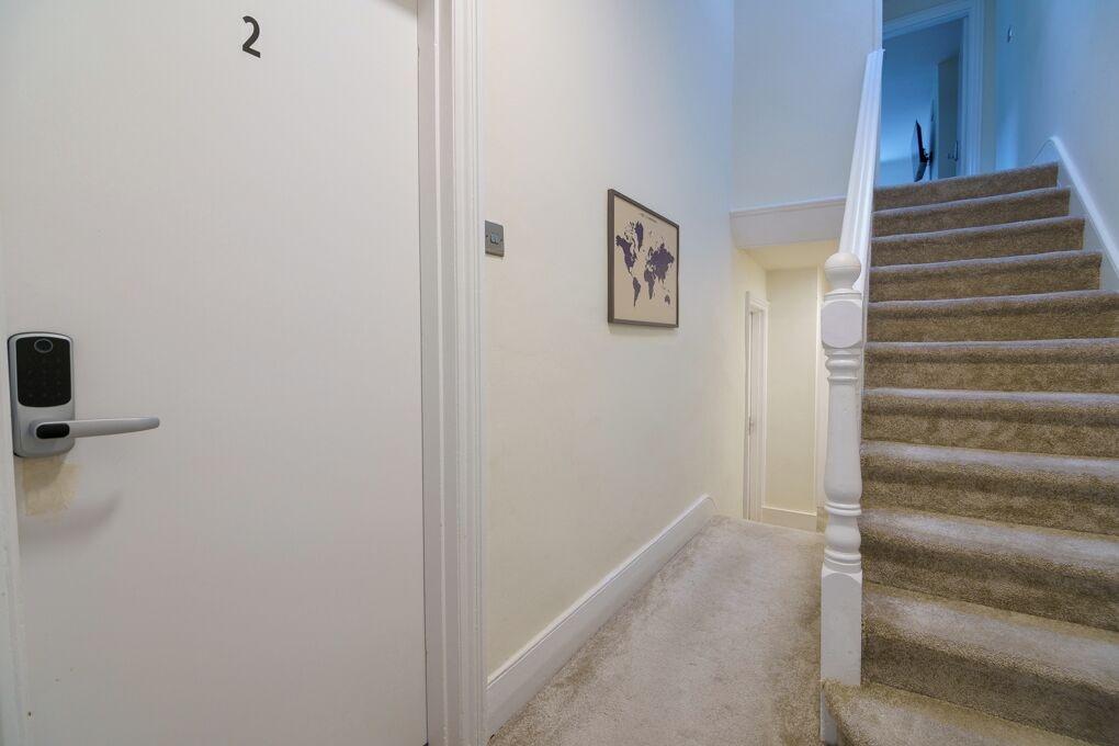 Varios Verv Finchley