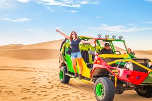 Actividad - Paseo por las Dunas: Buggy Extremo y Sandboarding