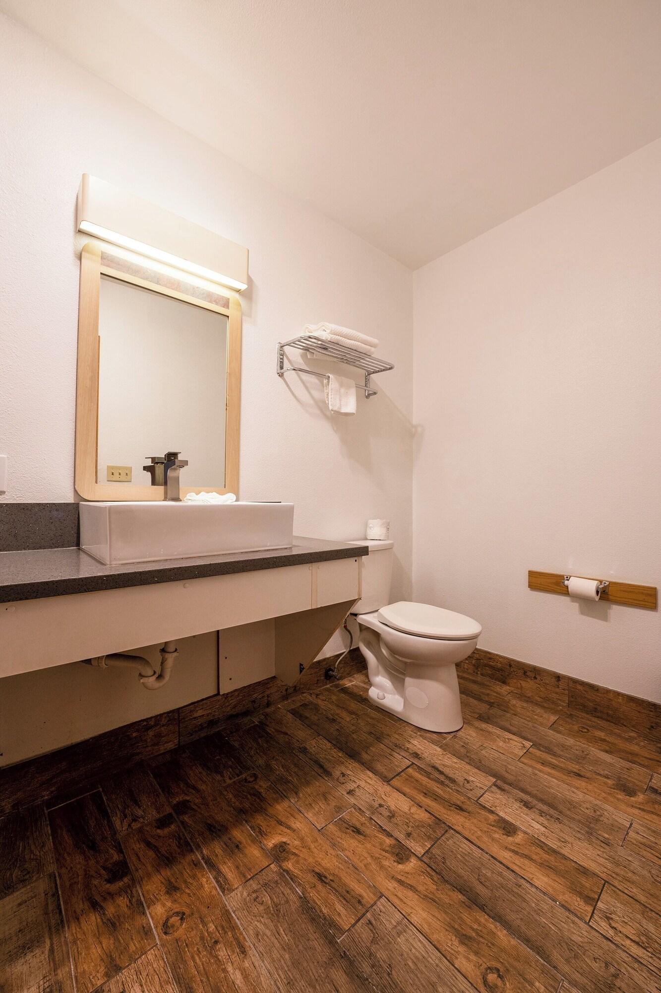 Equipamiento de Habitación Budget Inn Gladstone By OYO - Portland/Clackamas