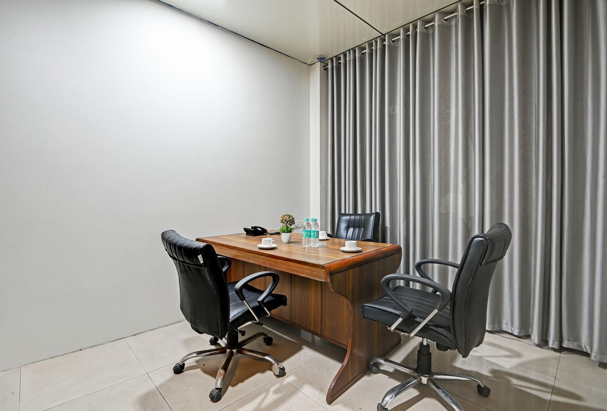 Sala de Reuniones Hotel Amby Inn
