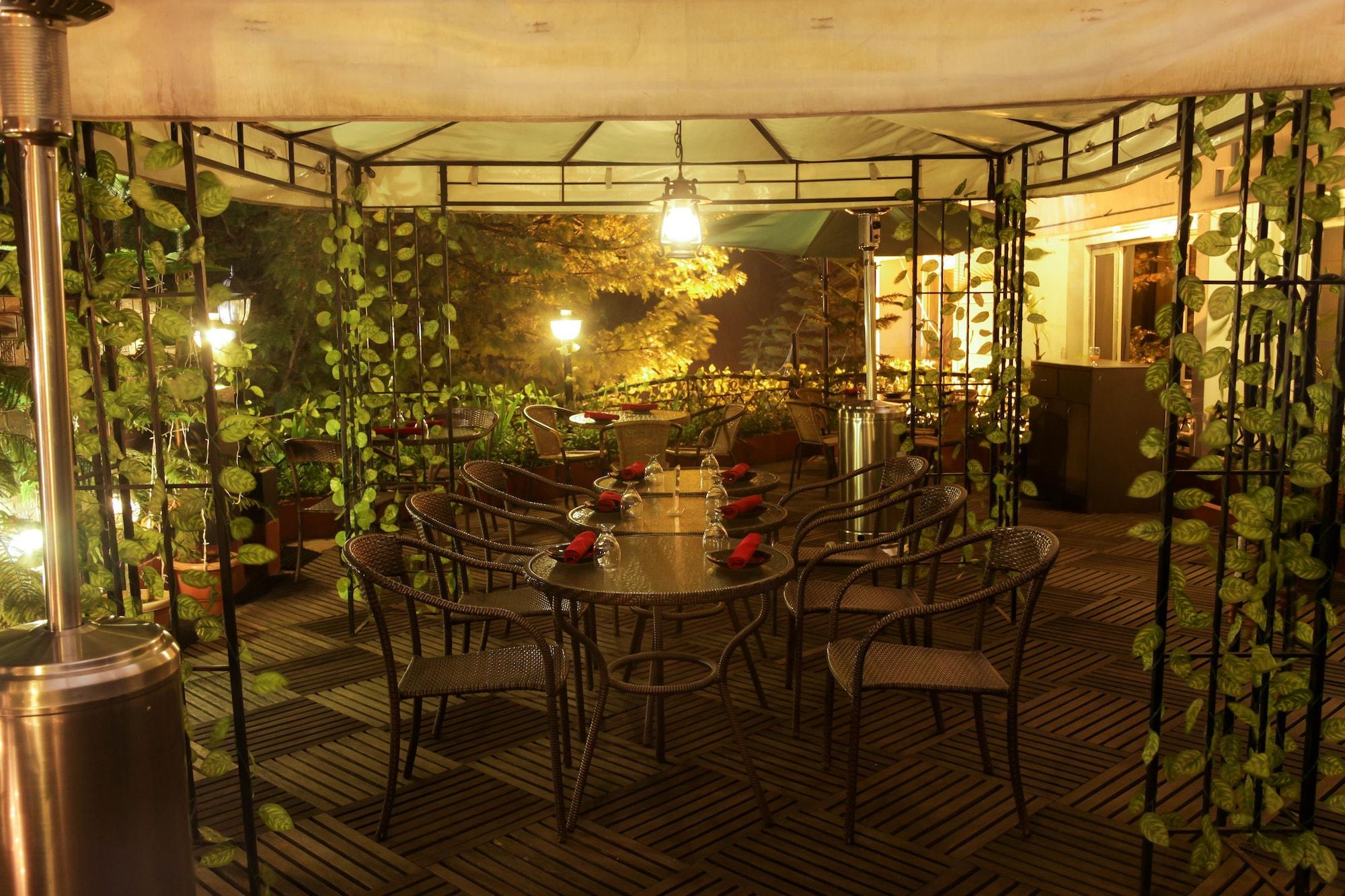 Restaurant Hotel Polo Towers Shillong