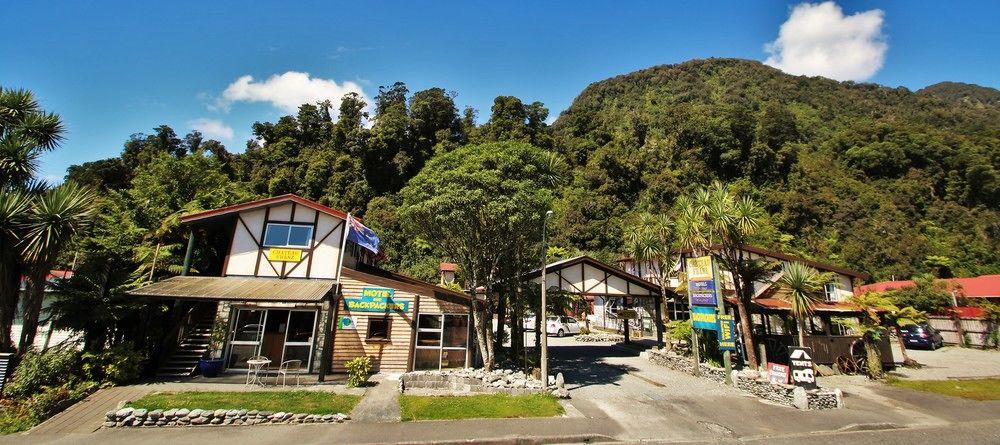 Varios Chateau Backpacker & Motels