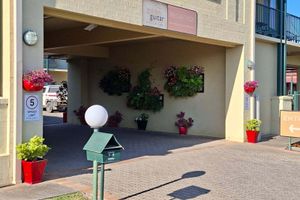 Alojamiento - Golden Guitar Motor Inn