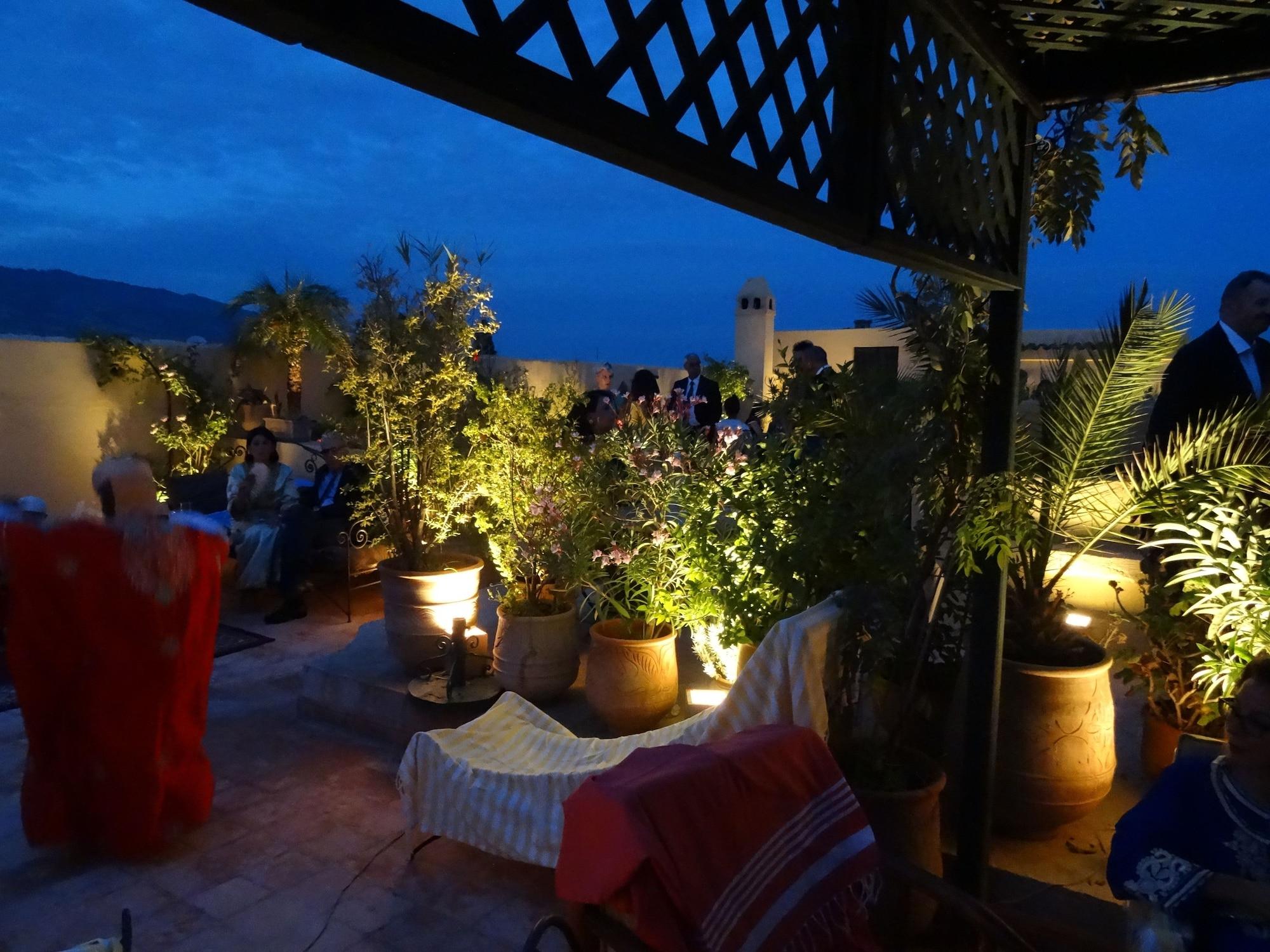 Salón de Baile Riad Al Bartal
