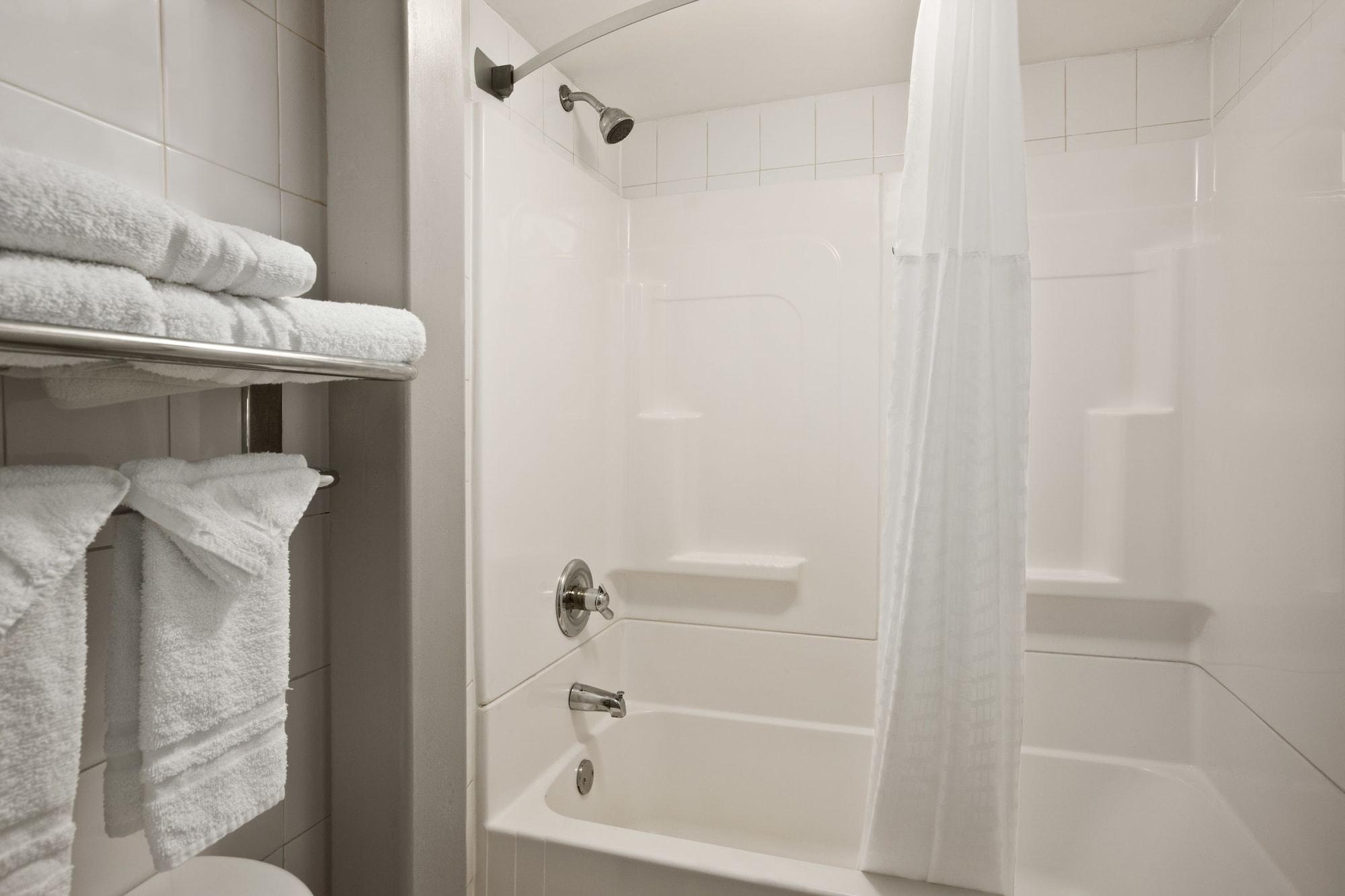 Equipamiento de Habitación Days Inn by Wyndham Philadelphia Convention Center
