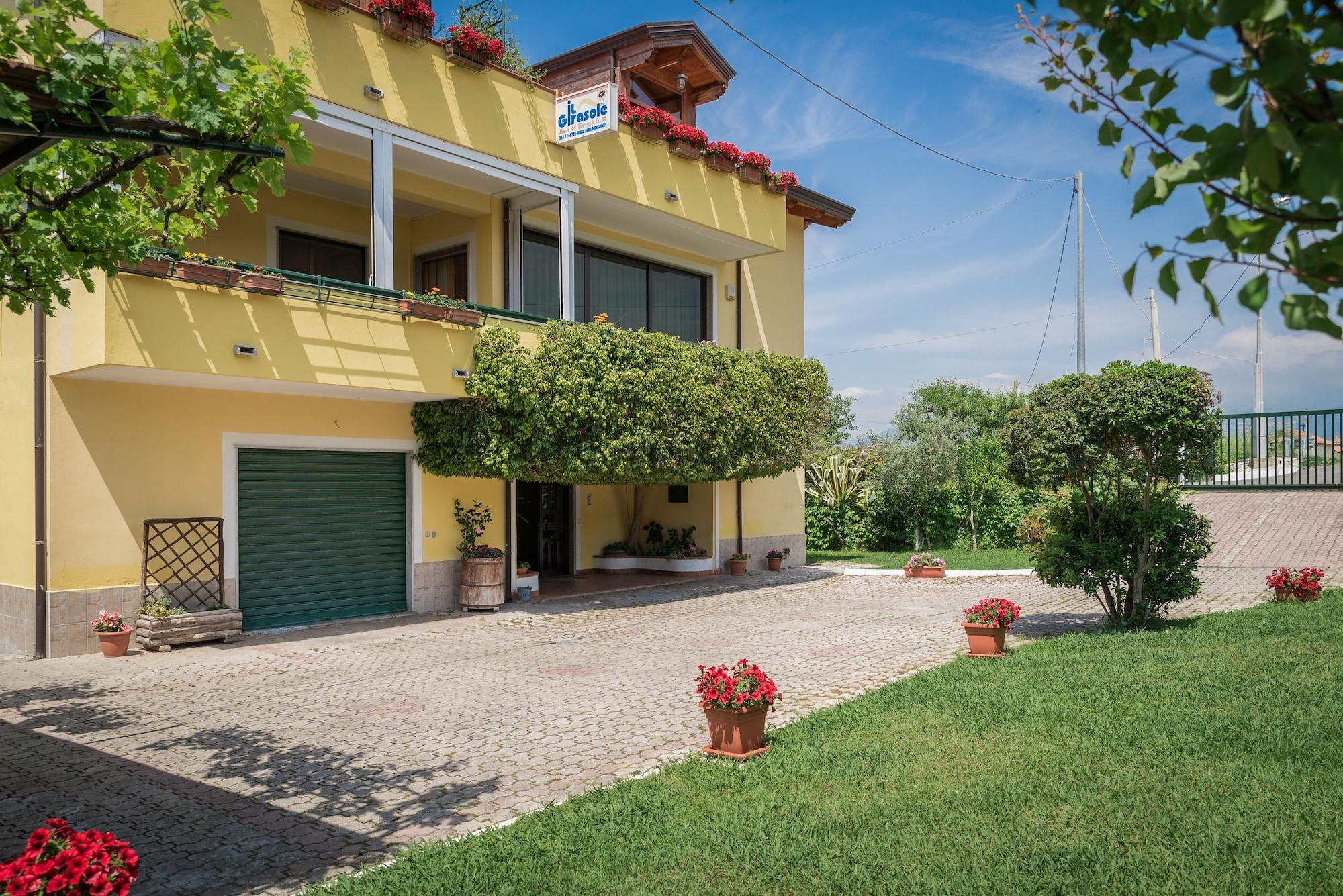Vista Exterior B&B Il Girasole