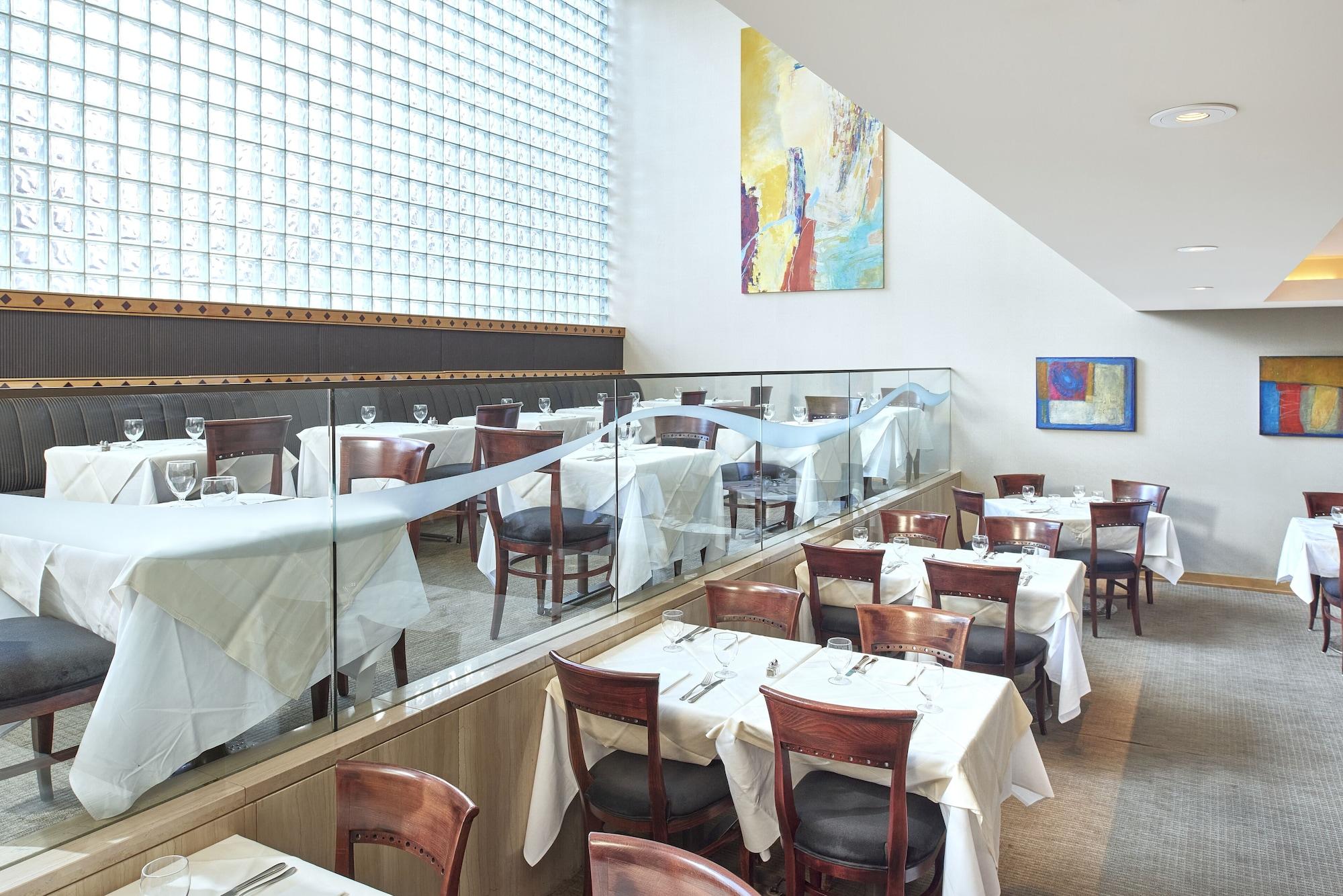 Restaurant Metropolitan Hotel Vancouver