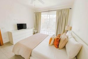 Alquiler Vacacional - 305-s New, hotel style, 100% independent.