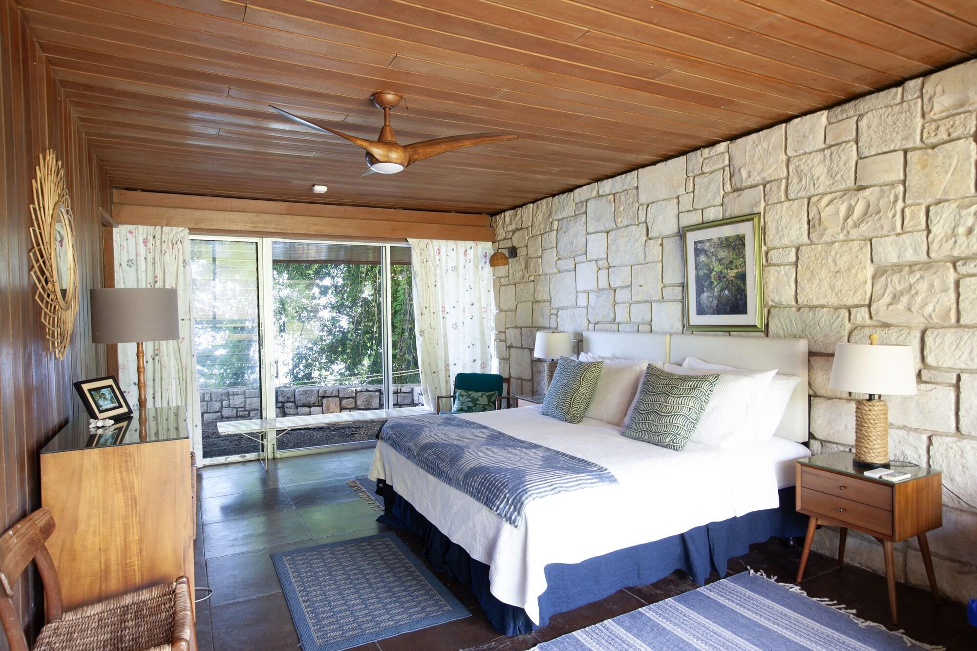 Varios Frenchman's Cove Resort