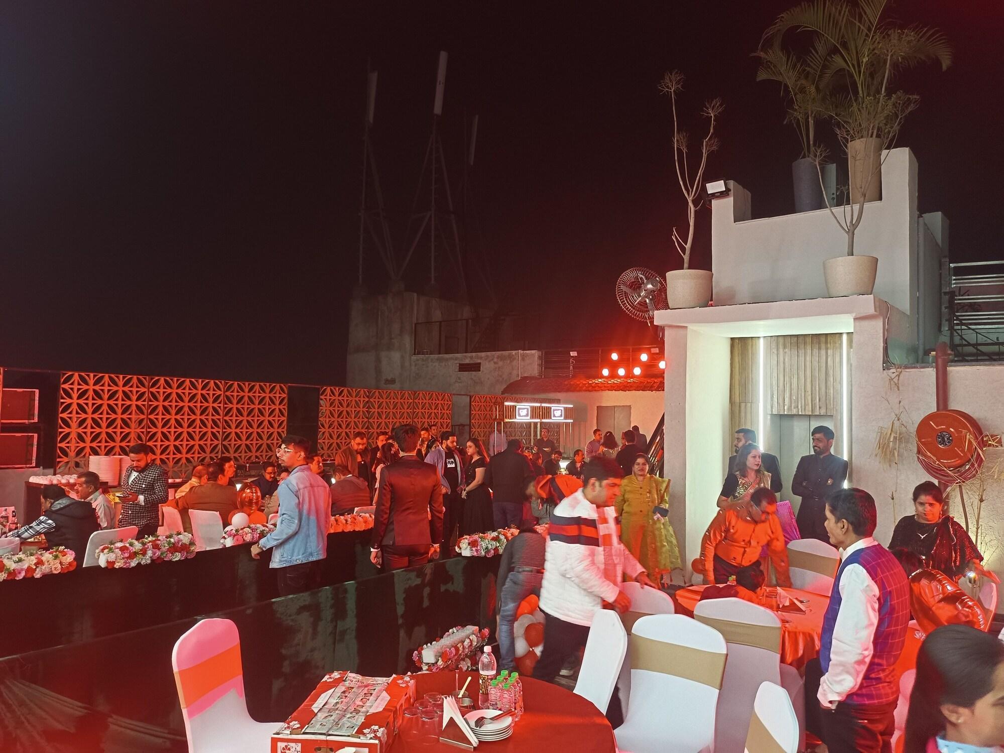 Instalaciones Recreativas The White Seasons