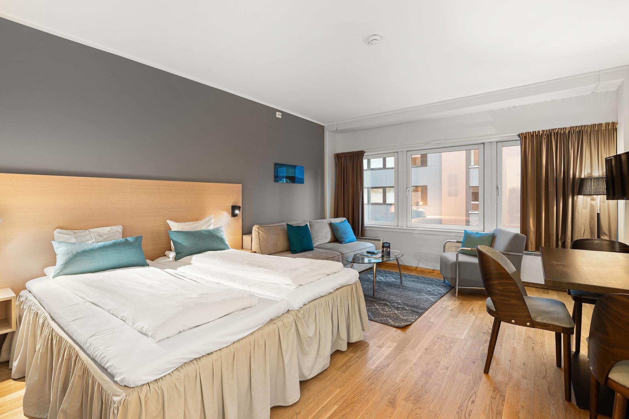 Varios Enter City Apartment Hotel