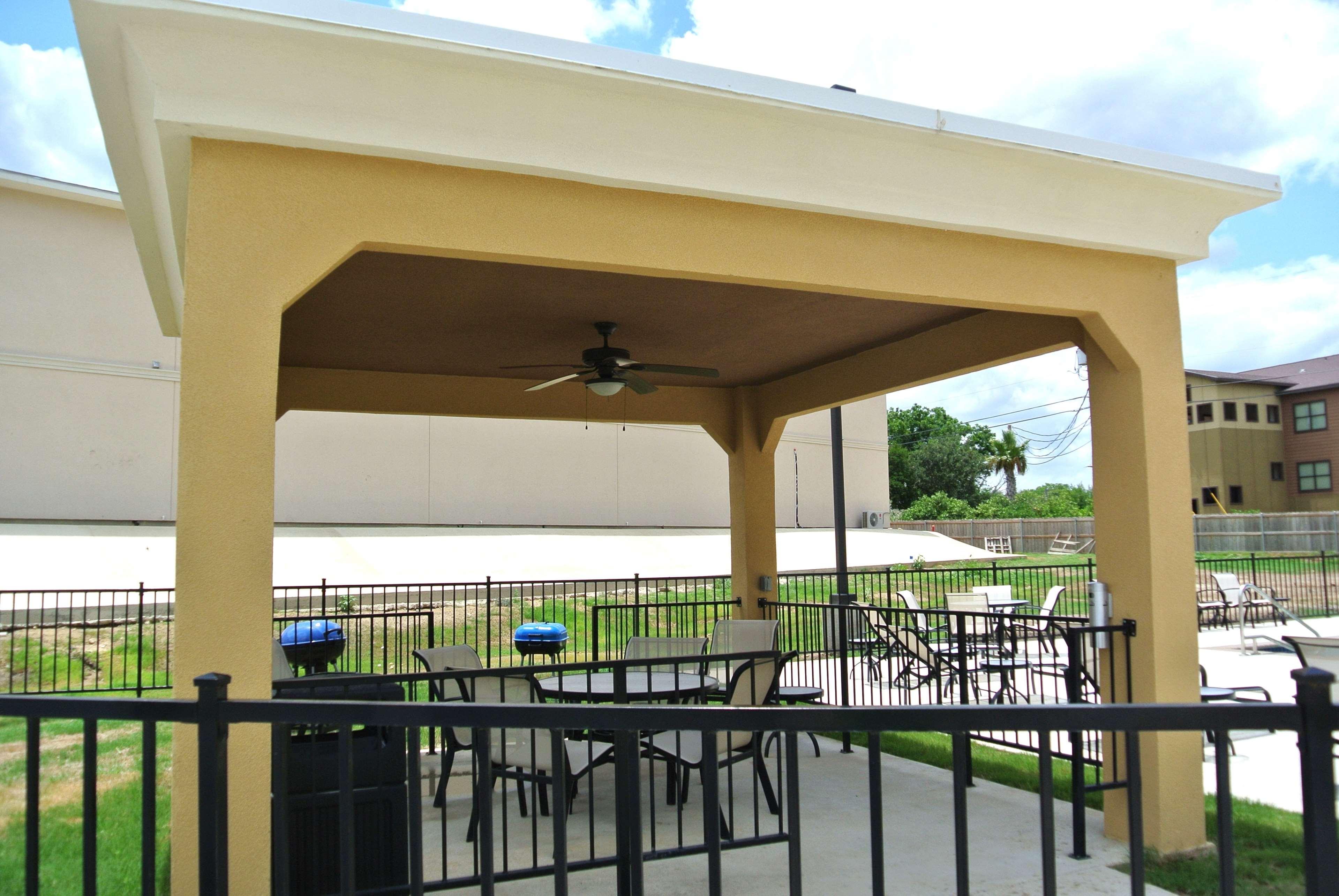 Varios Hampton Inn Carrizo Springs