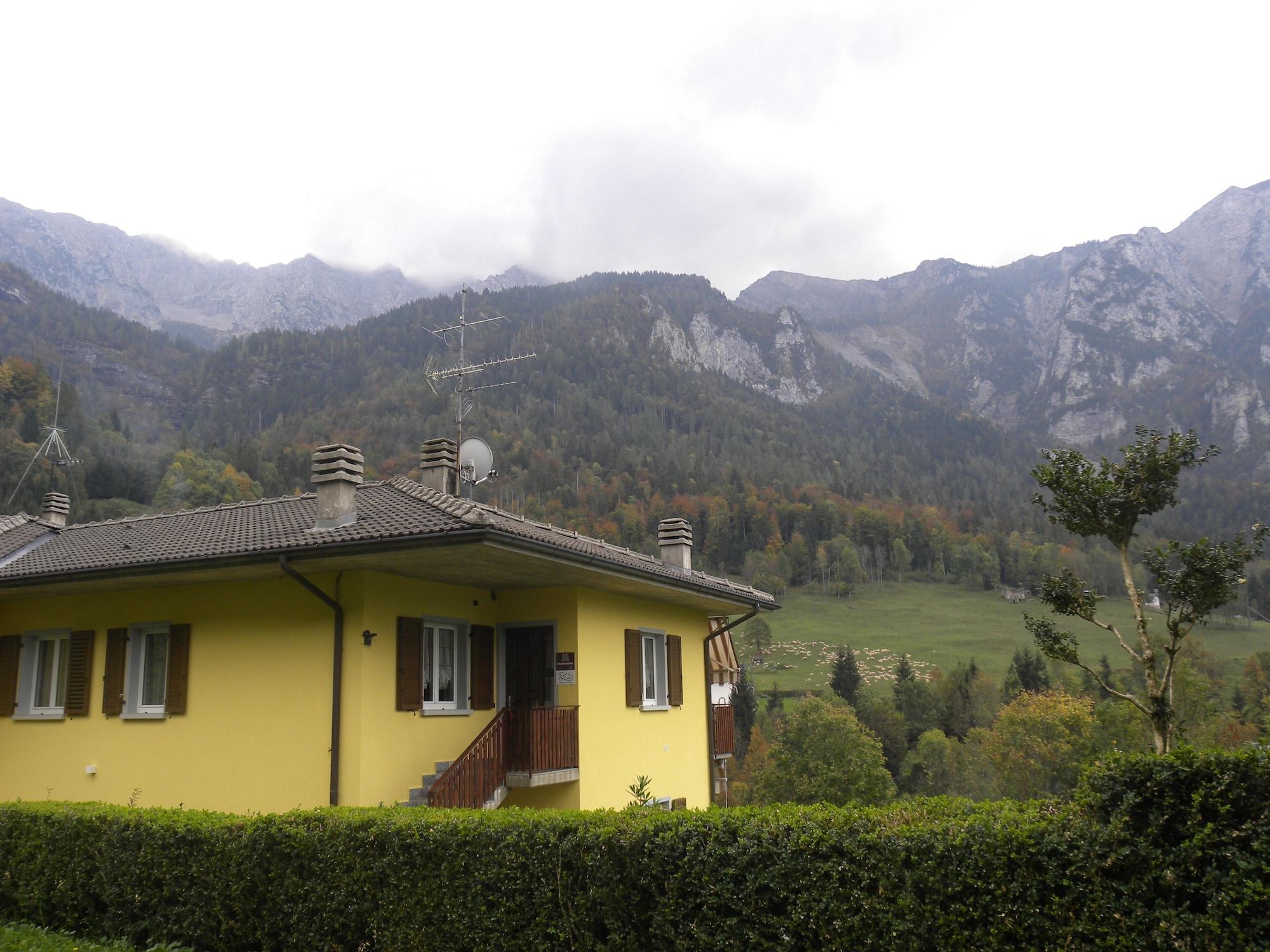 Vista Exterior Romantiche Orobie B&B