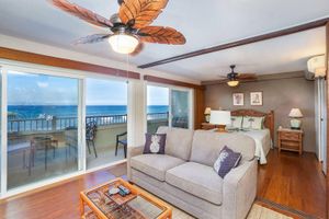 Alquiler Vacacional - Banyan Tree Condo W/ Pool & Ocean Front!