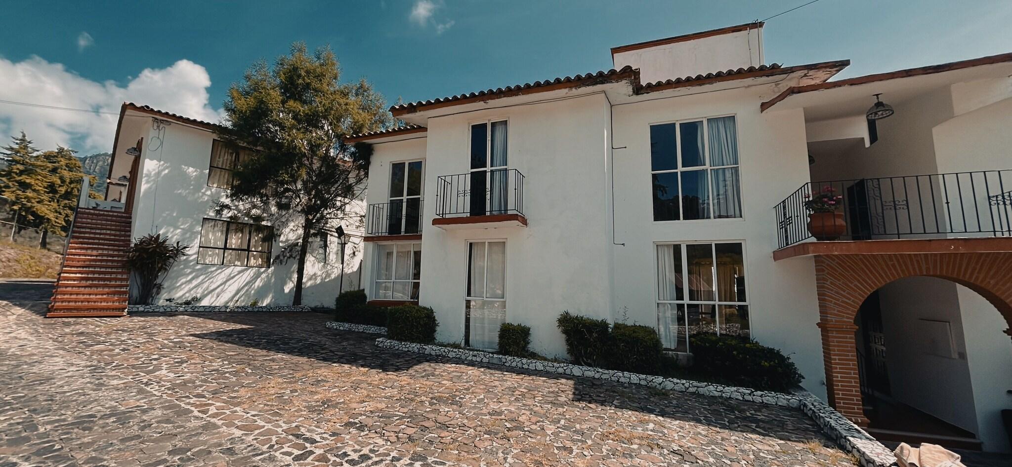 Vista Exterior Villas de la Montaña