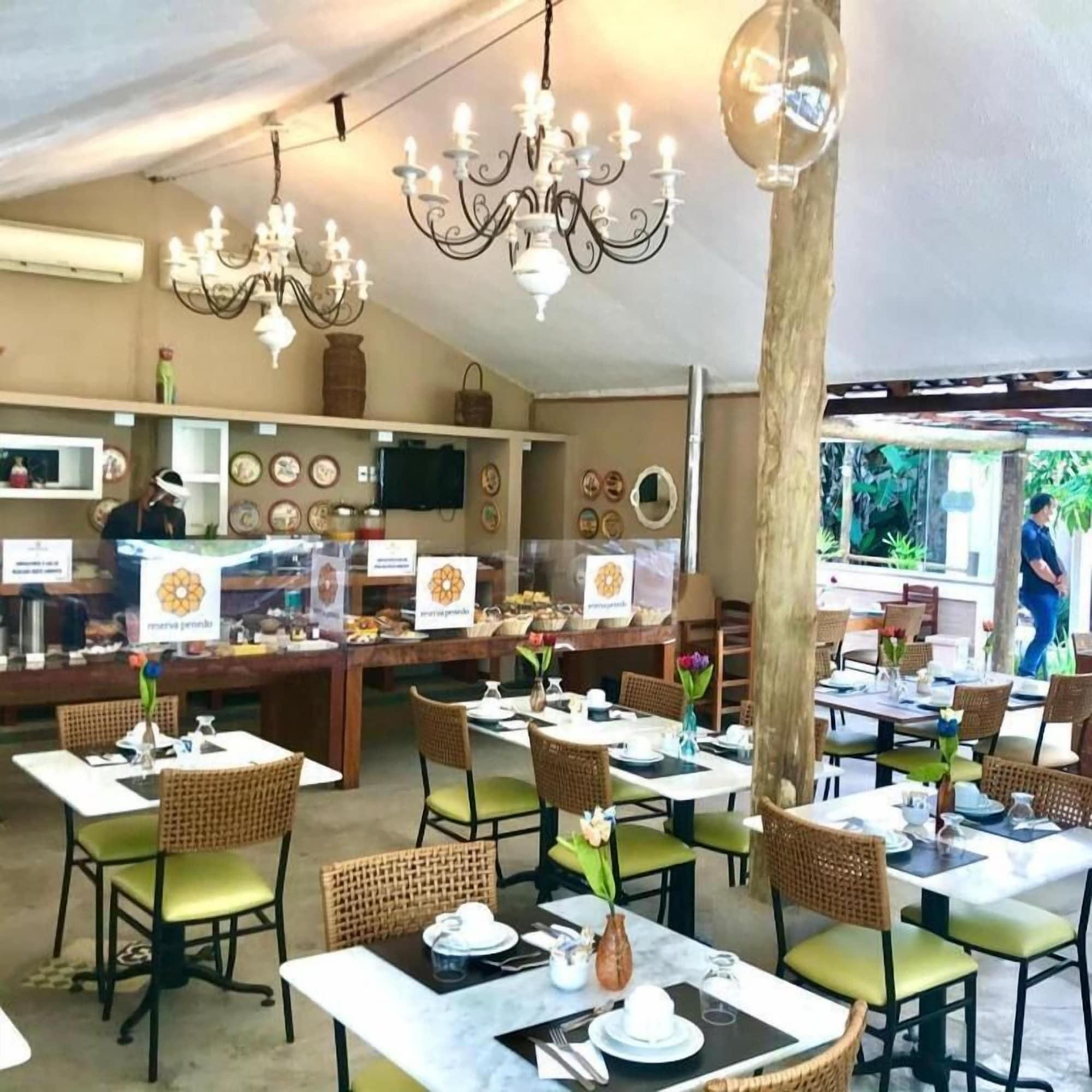 Restaurant Pousada Reserva Penedo