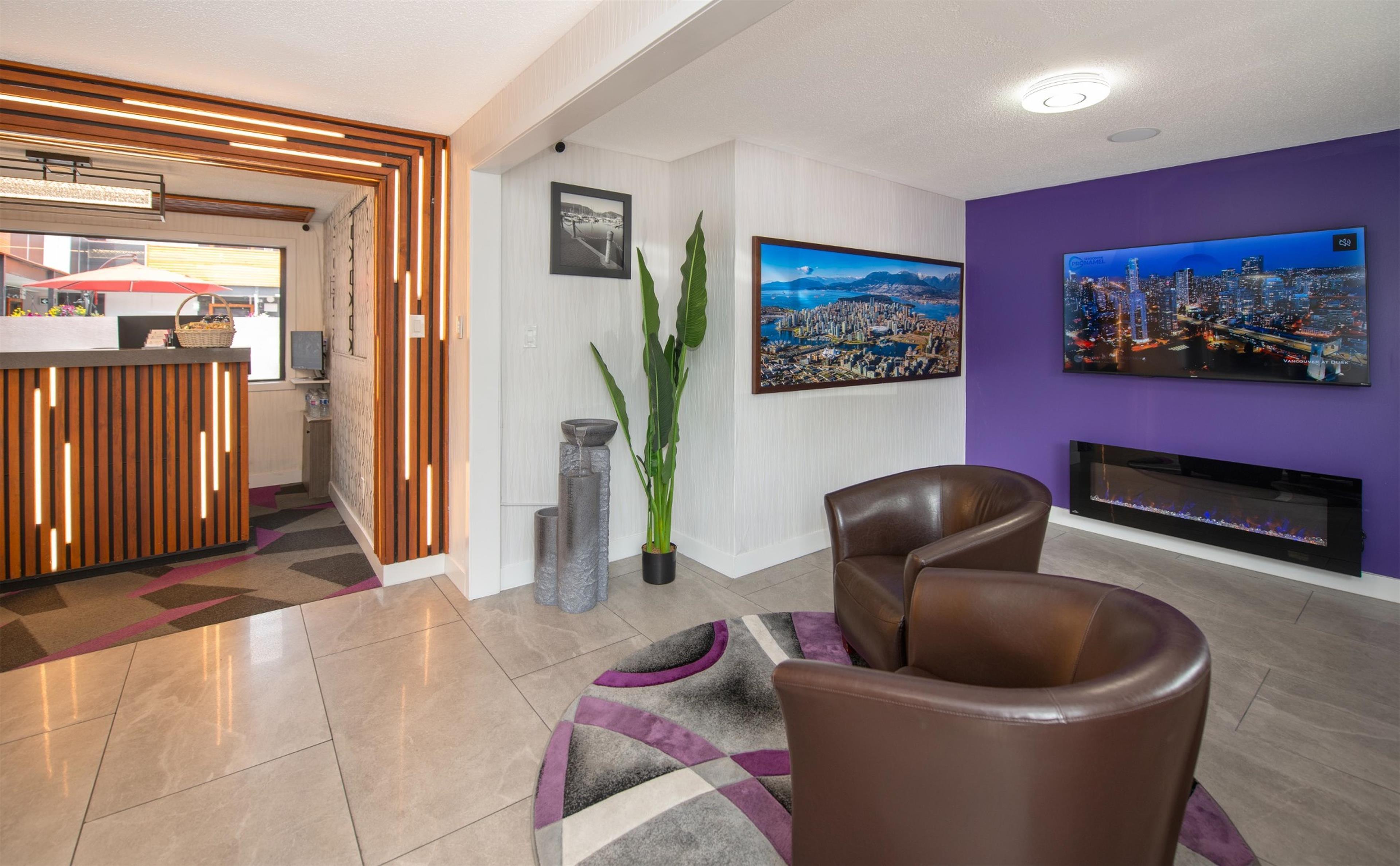 Vista Lobby Coast Metro Vancouver Hotel