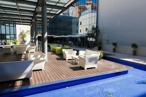 Alojamiento - UNA HOTELS T Hotel Cagliari