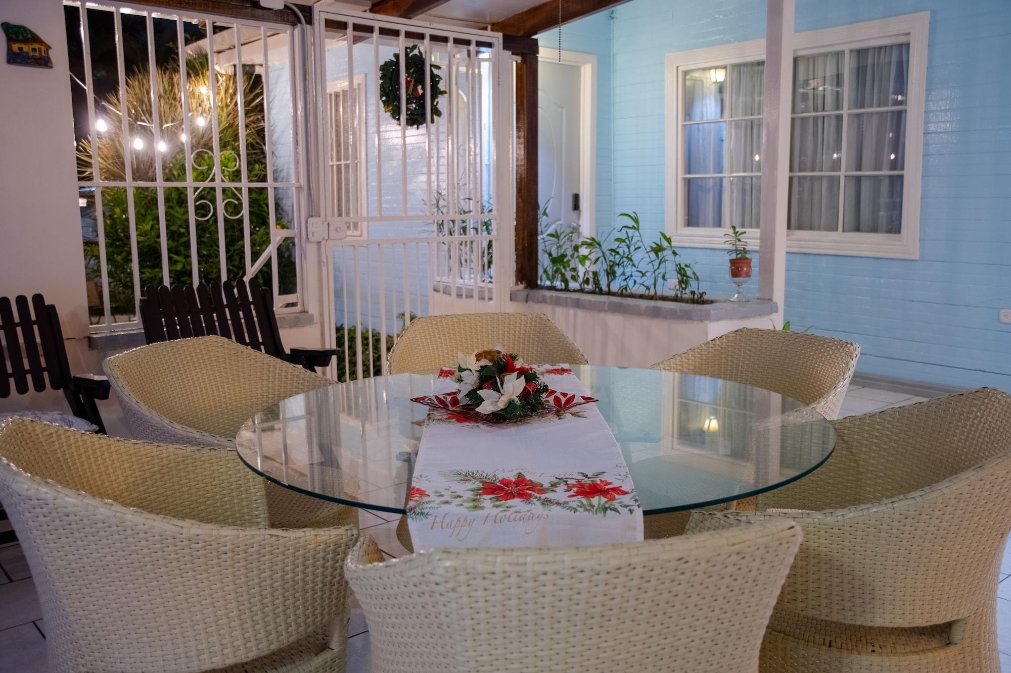Restaurant Alice y Juancito Boutique Hotel