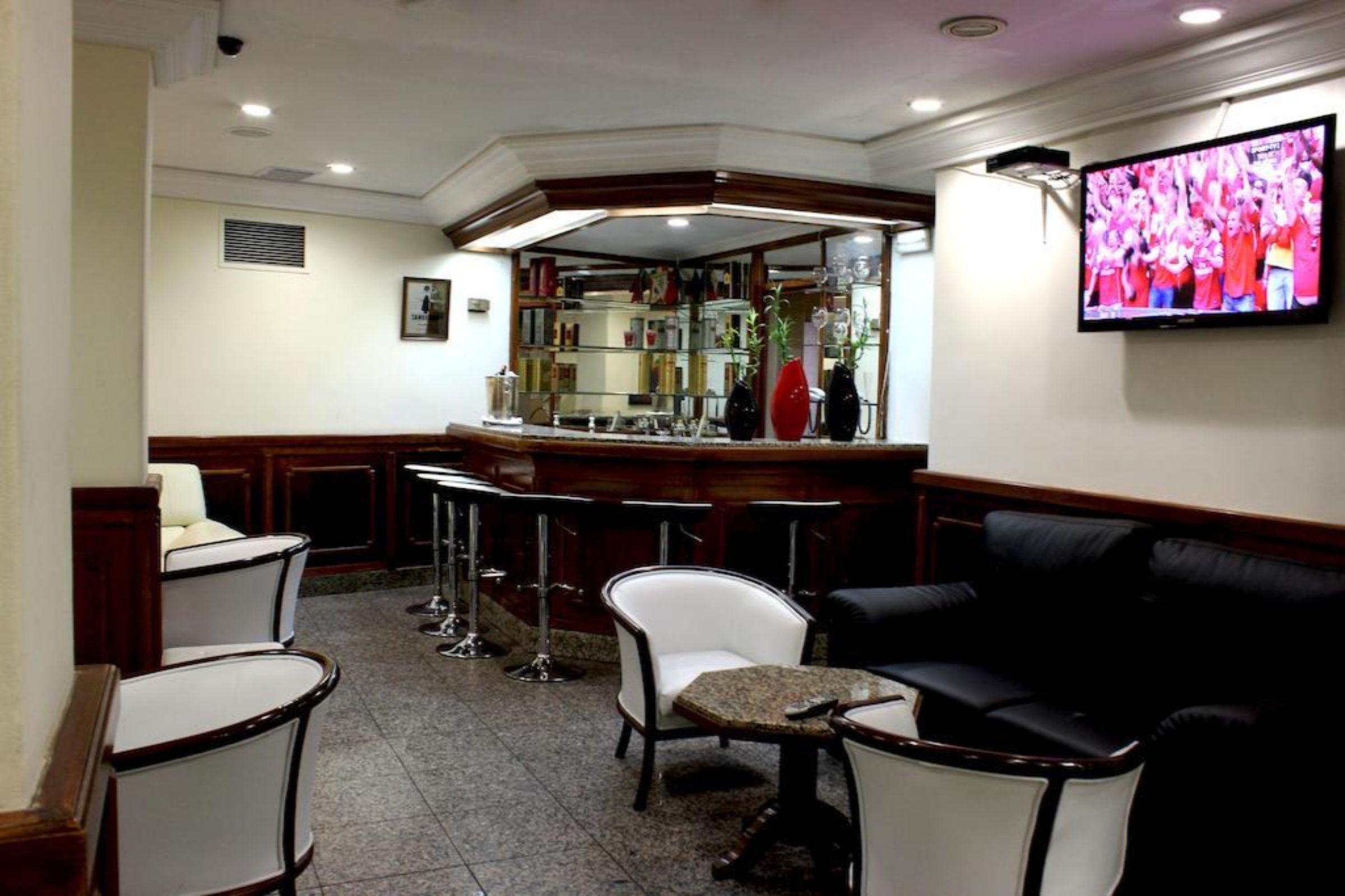 Bar/Salón Hotel Excelsior