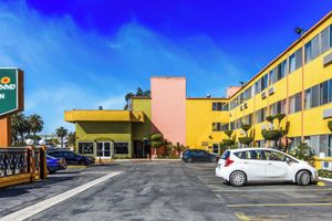 Alojamiento - Vagabond Inn Long Beach
