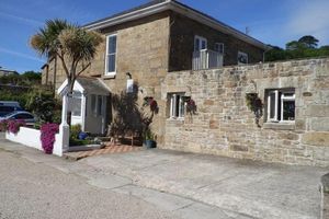 Alojamiento - Bay Lodge