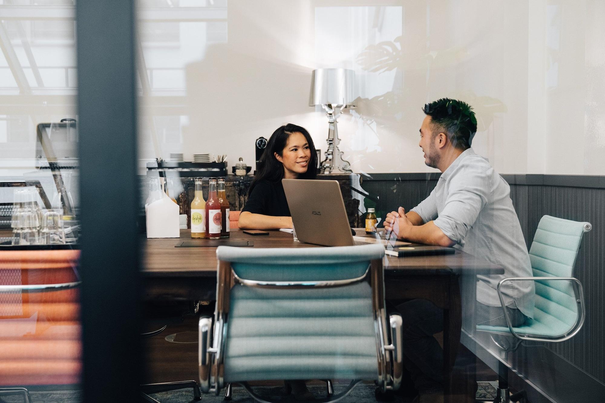 Sala de Reuniones Ruby Lucy Hotel London by IHG