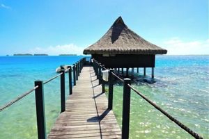 Alquiler Temporario - The Black Pearl! The most luxurious private OVER WATER BUNGALOW on Bora Bora!