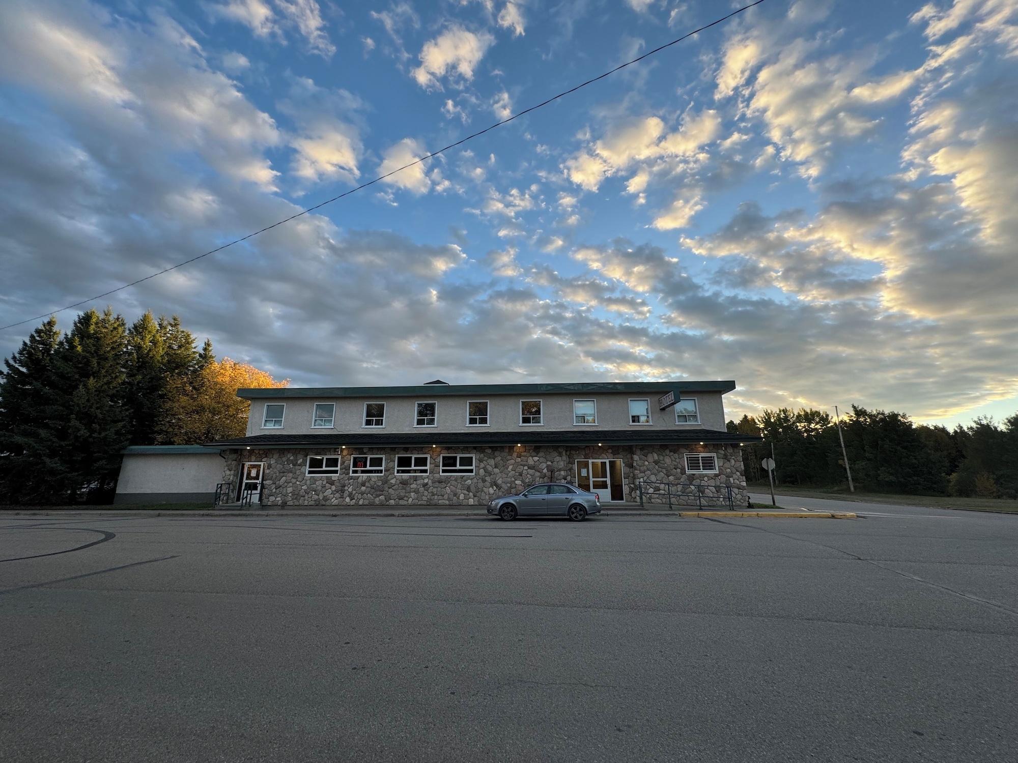 Vista Exterior Breton Hotel