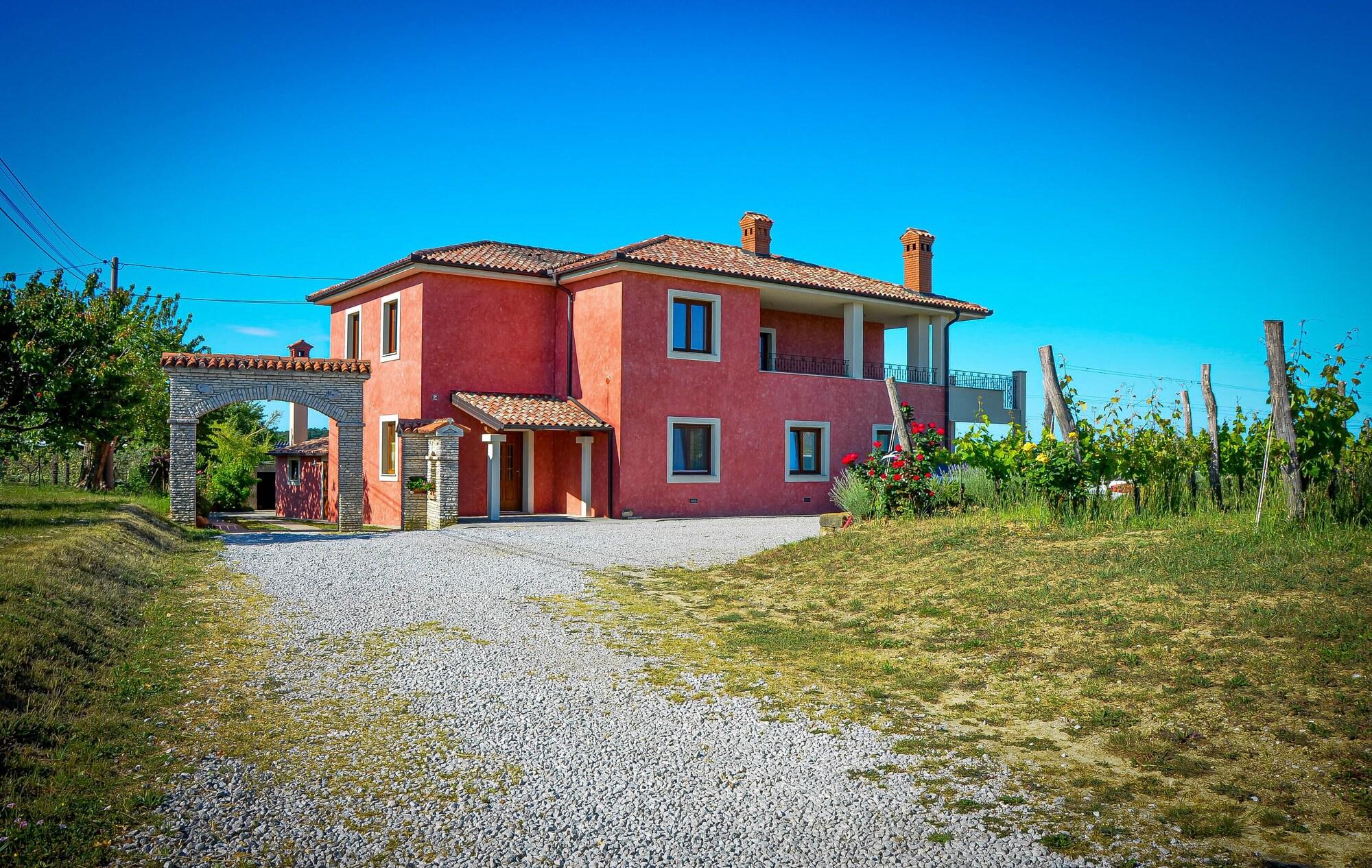 Varios Wine & Apartment VINALES