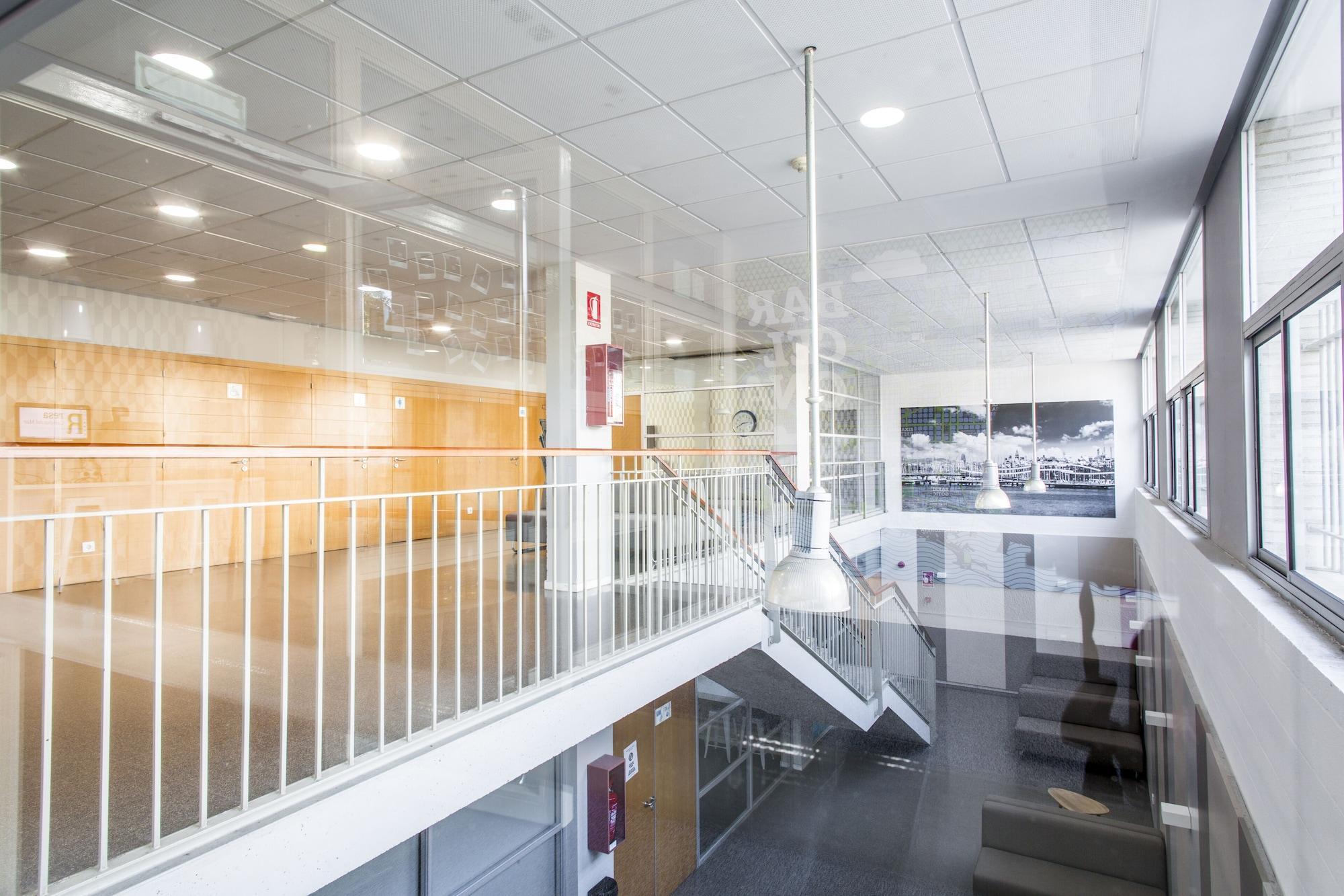 Vista Lobby Residencia Universitaria Resa Campus del Mar