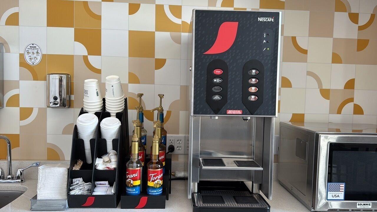 Restaurant Days Inn & Suites by Wyndham Wausau