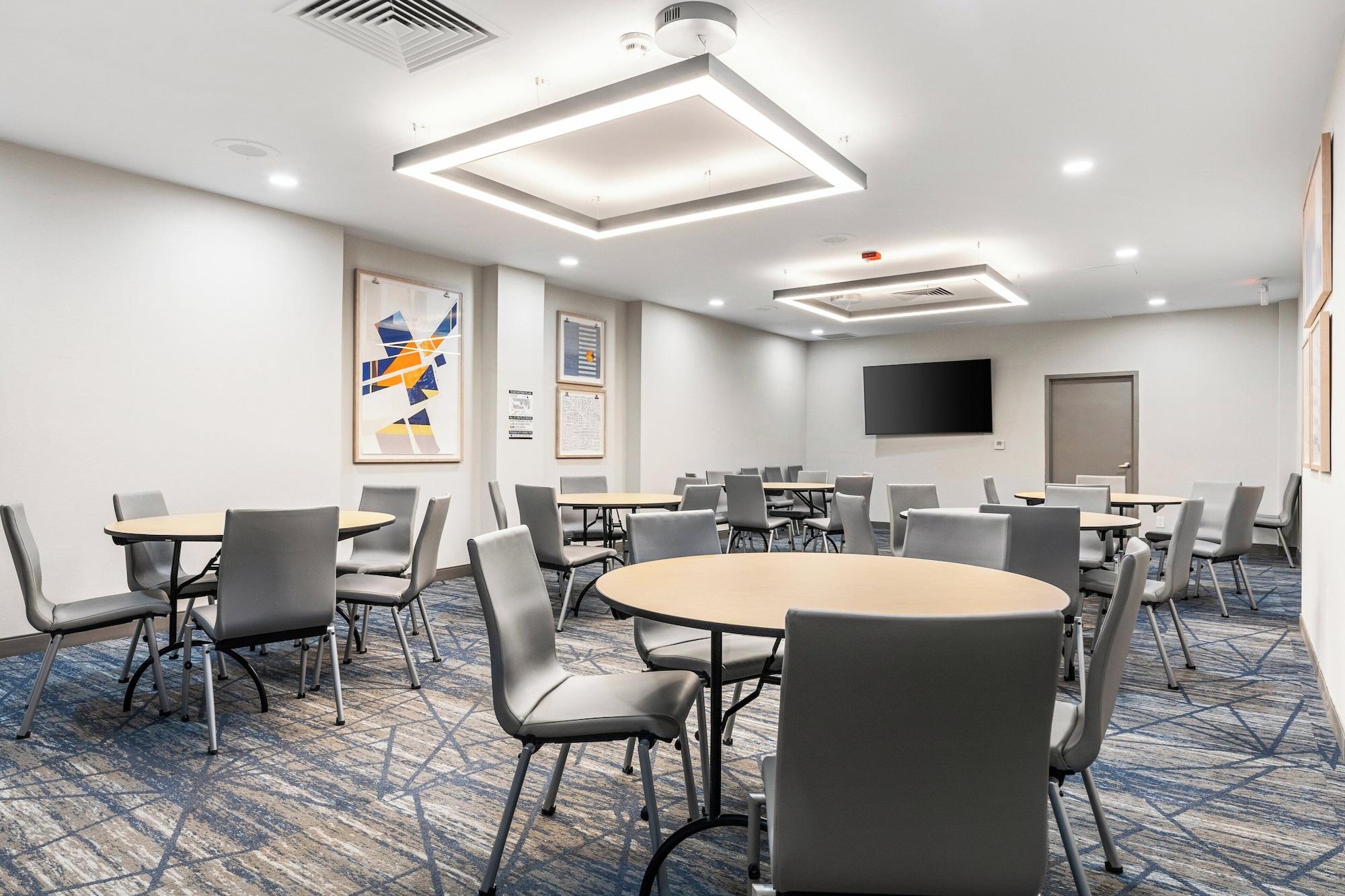Sala de Reuniones Holiday Inn Express Van Nuys by IHG