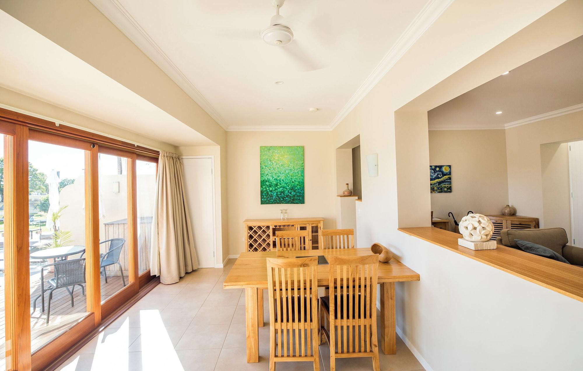 Restaurant Kernow Charters Towers