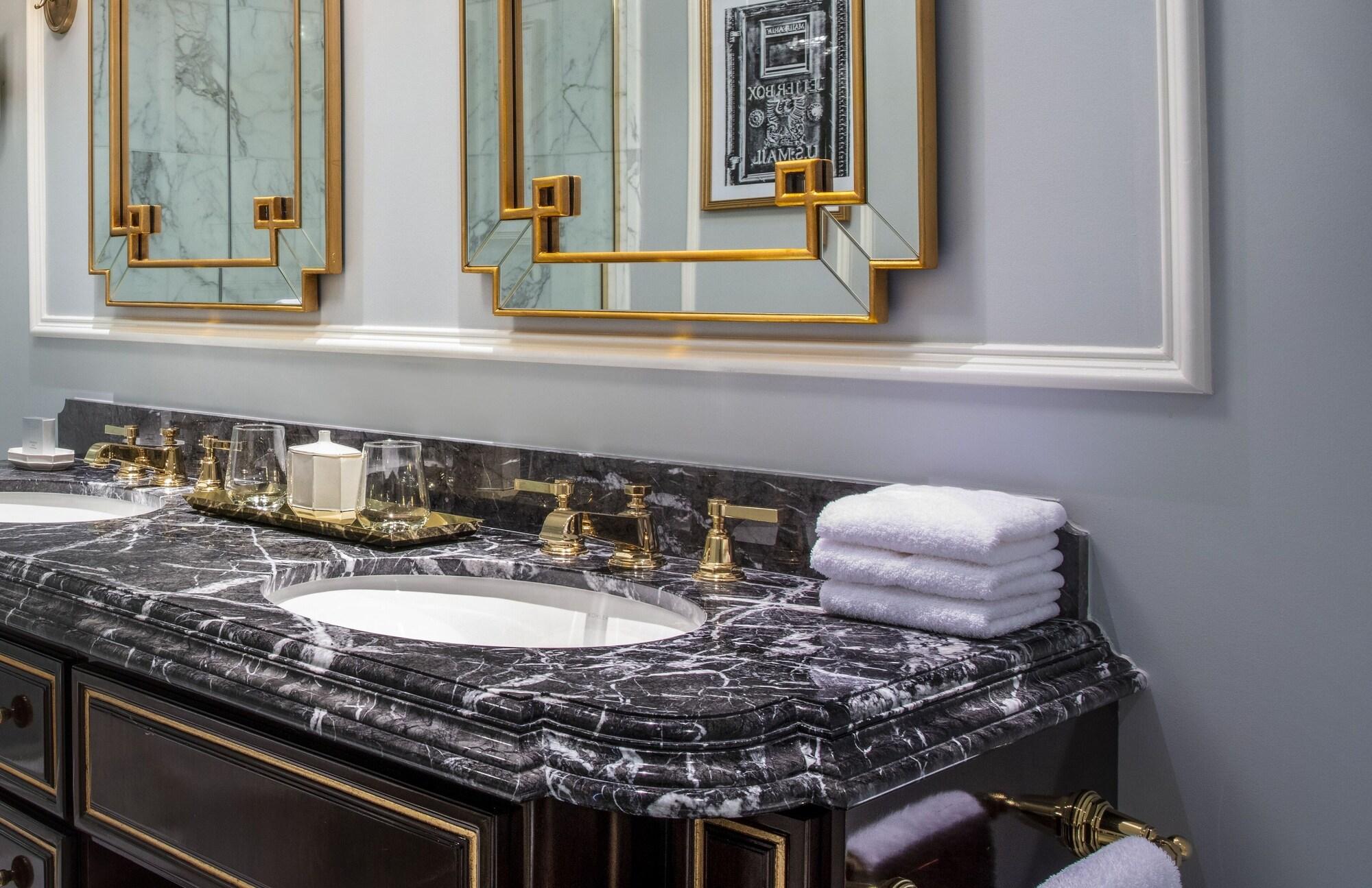 Equipamiento de Habitación Waldorf Astoria Washington DC