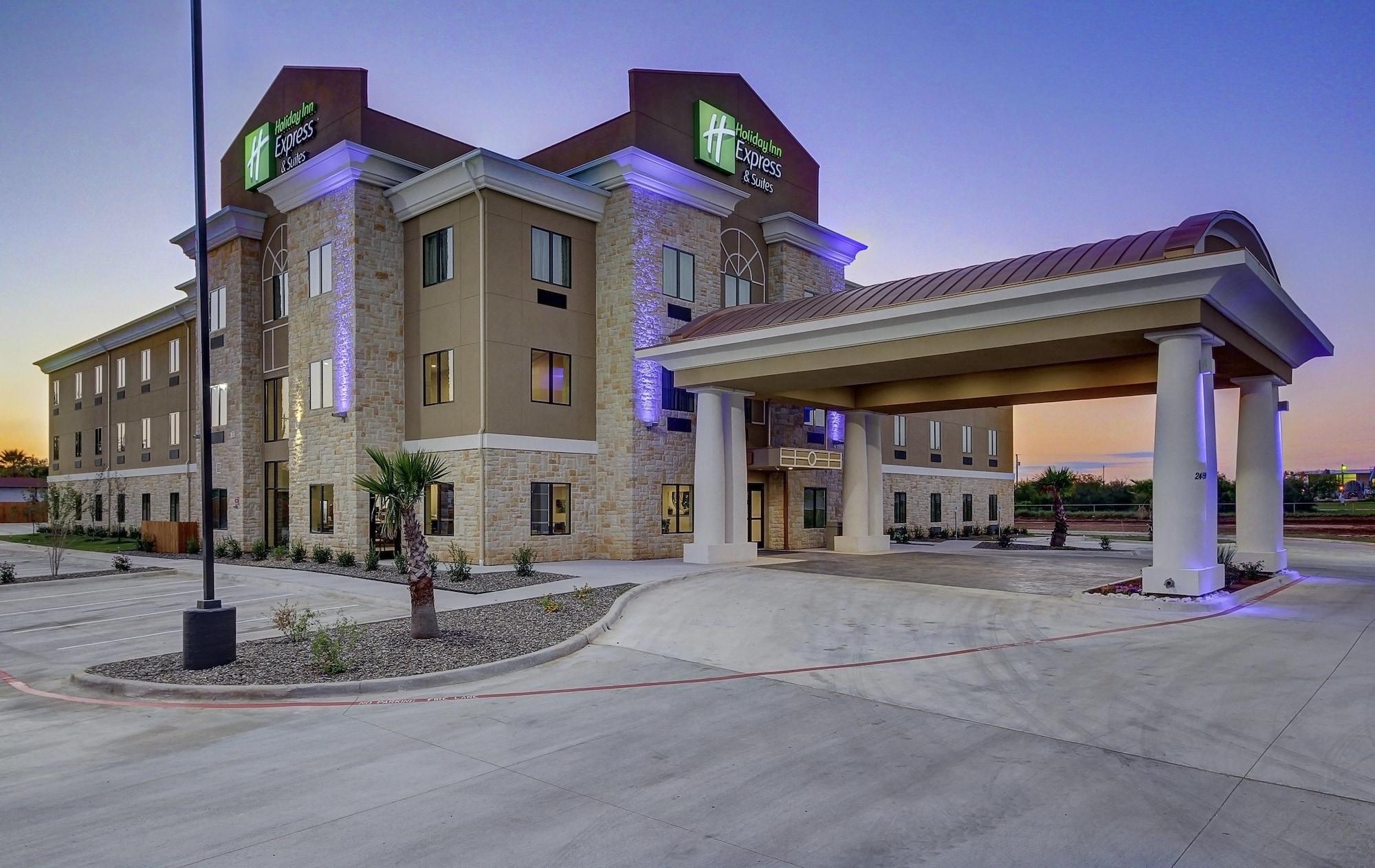 Vista Exterior Holiday Inn Express & Suites Carrizo Springs by IHG